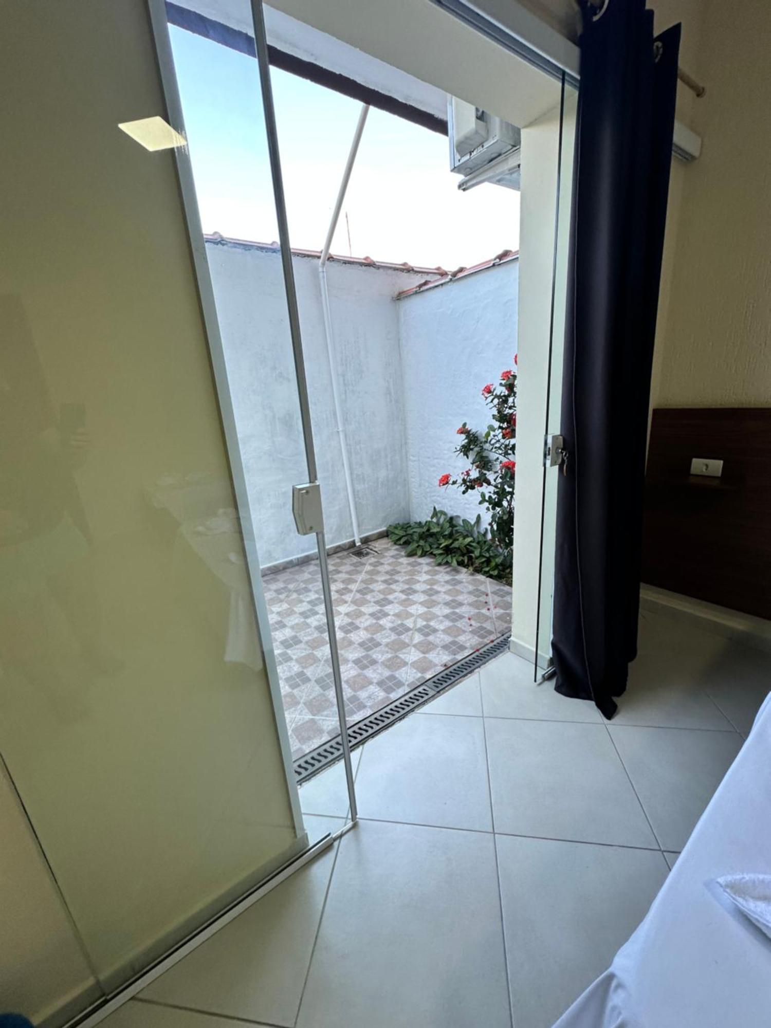 Werneck Residence Suites Ubatuba Exteriör bild