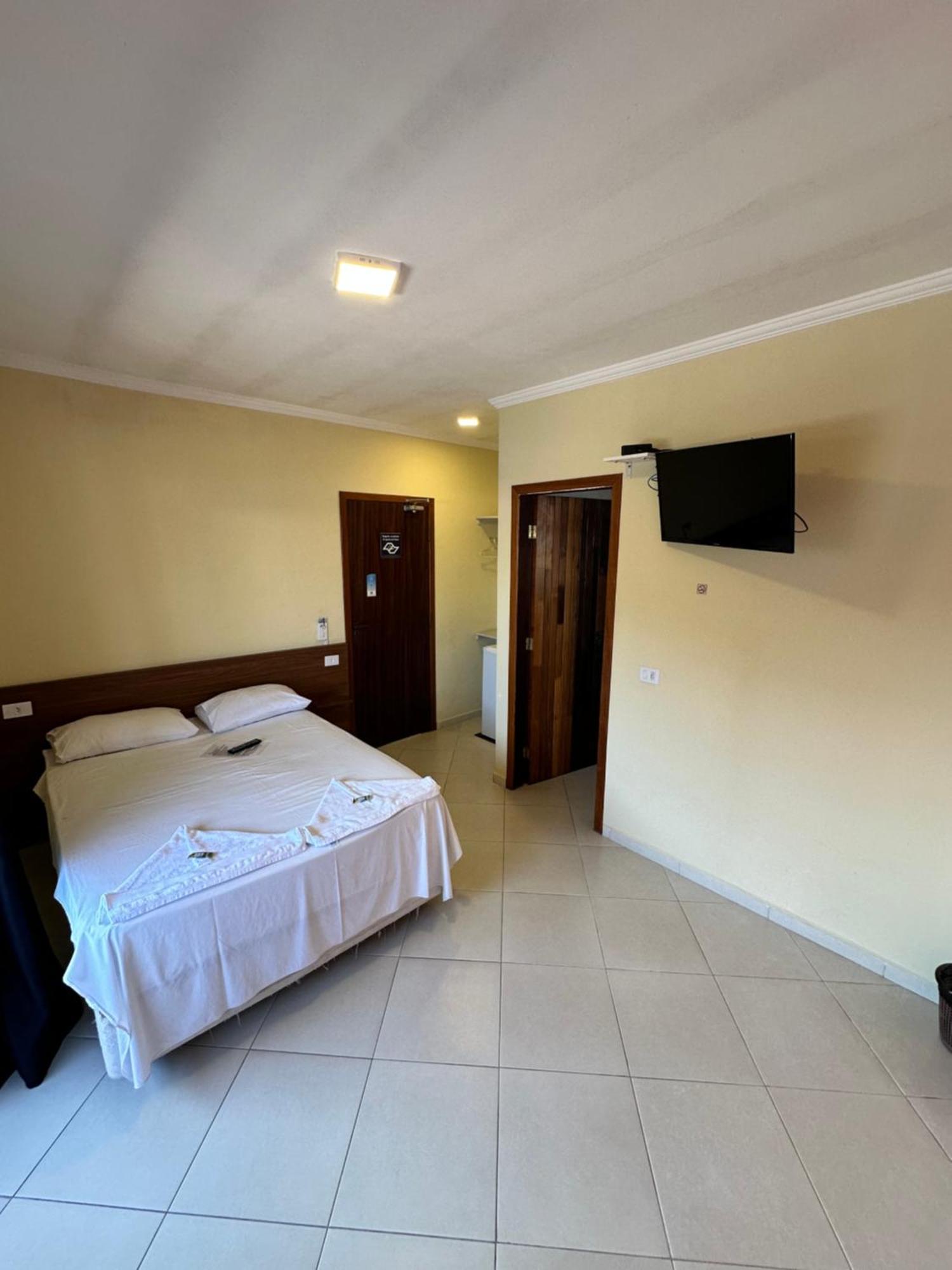Werneck Residence Suites Ubatuba Exteriör bild